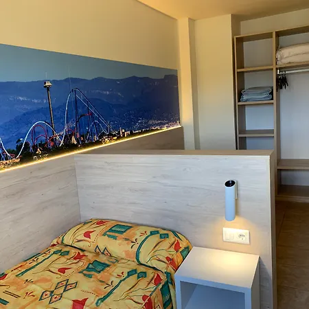 Hotell Festival Village