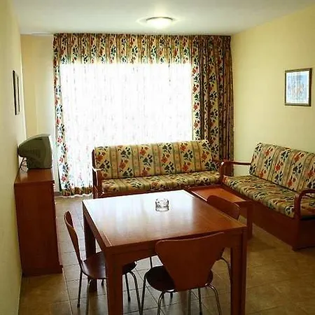 Hotell Festival Village