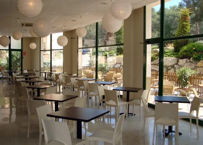 Festival Village Hotel 4*